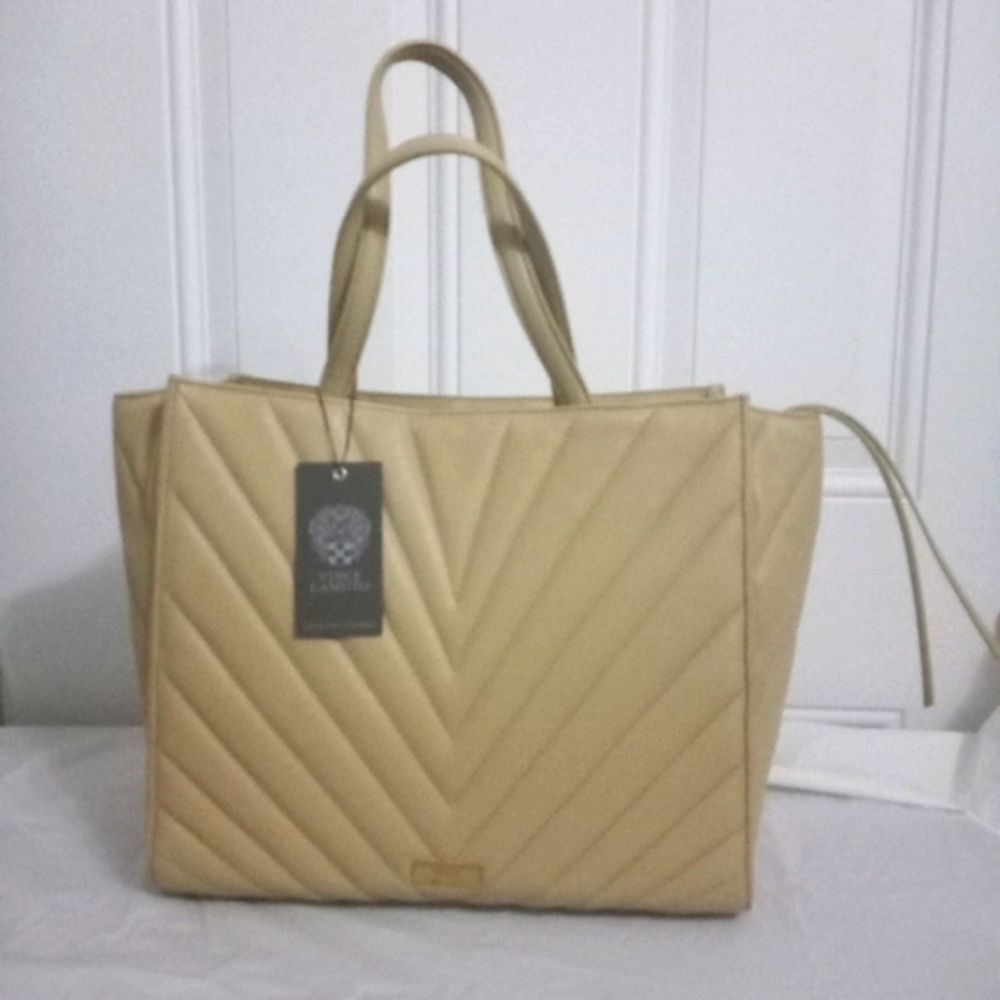 NWT VINCE CAMUTO Caqui Cream Neutral Medium Bag Purse